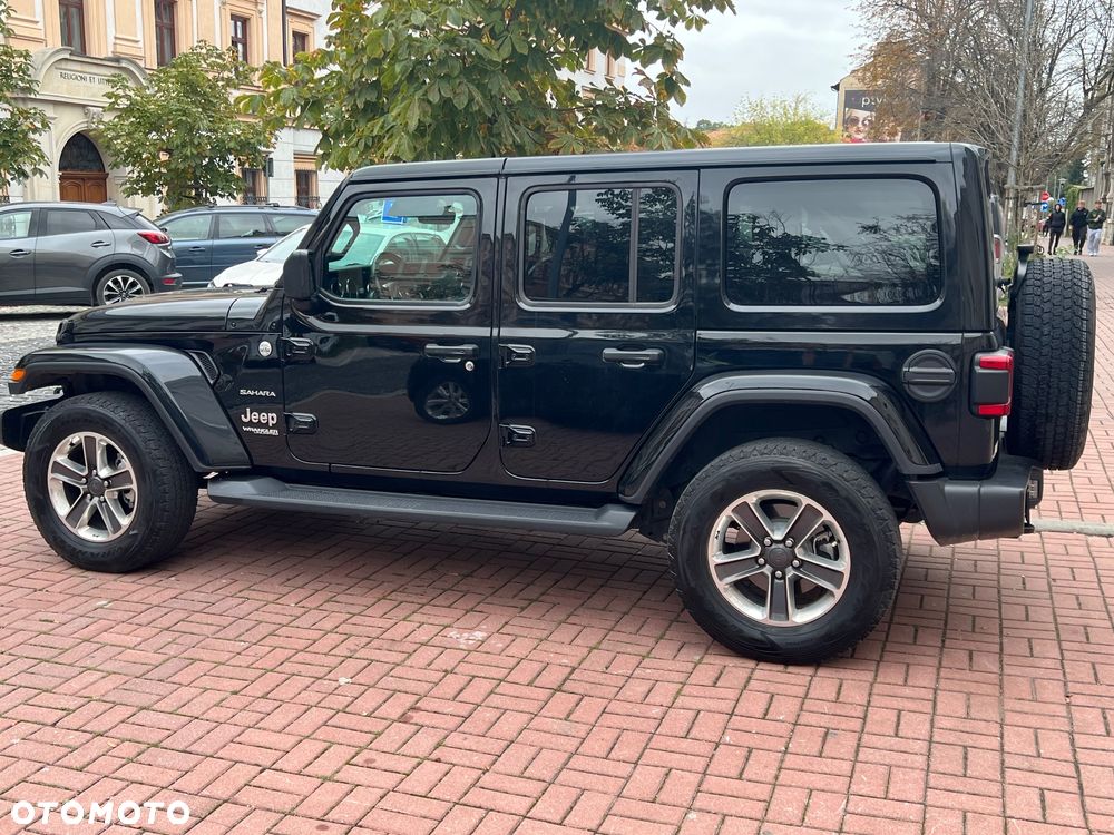 Jeep Wrangler - 11