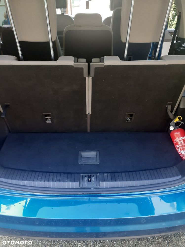 Volkswagen Touran - 6