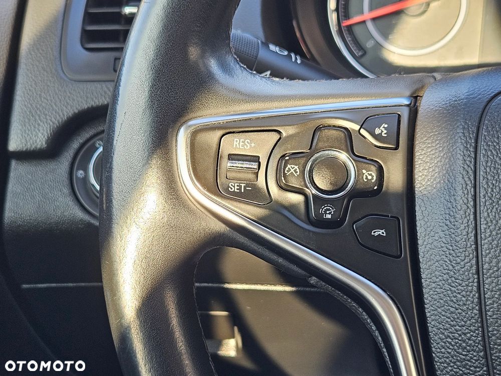 Opel Insignia 2.0 CDTI Edition - 25