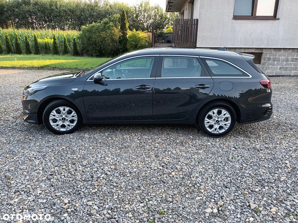 Kia Ceed - 4