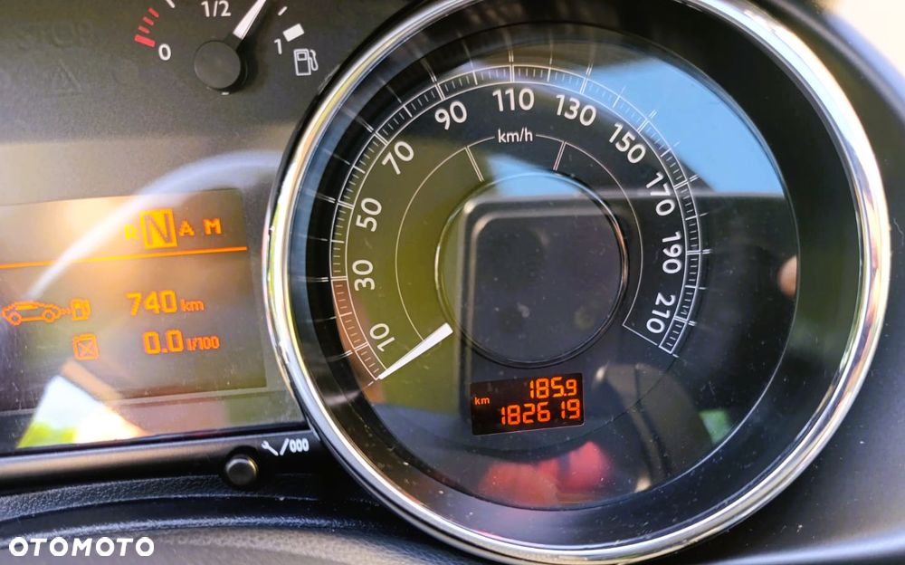 Peugeot 3008 2.0 HDi Allure - 31