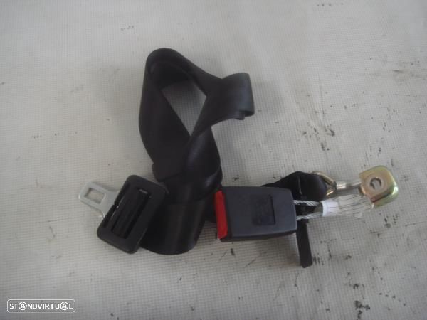 Cinto Segurança Tr Centro Audi A4 (8E2, B6) - 1