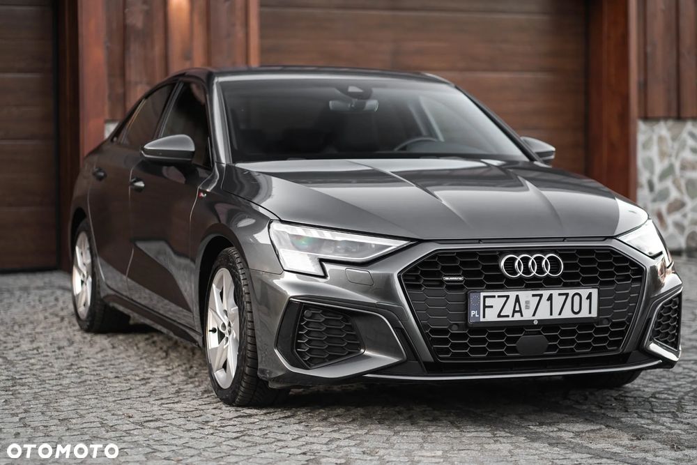 Audi A3 Limousine 40 TDI quattro S tronic S line - 1