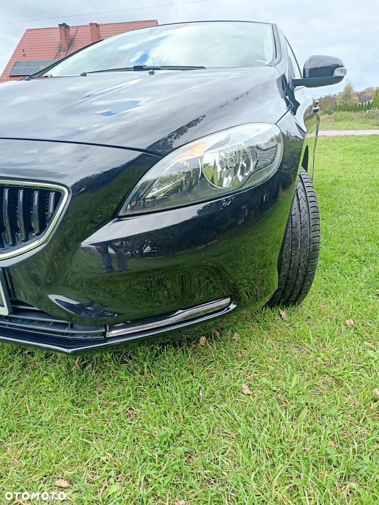 Volvo V40 - 21