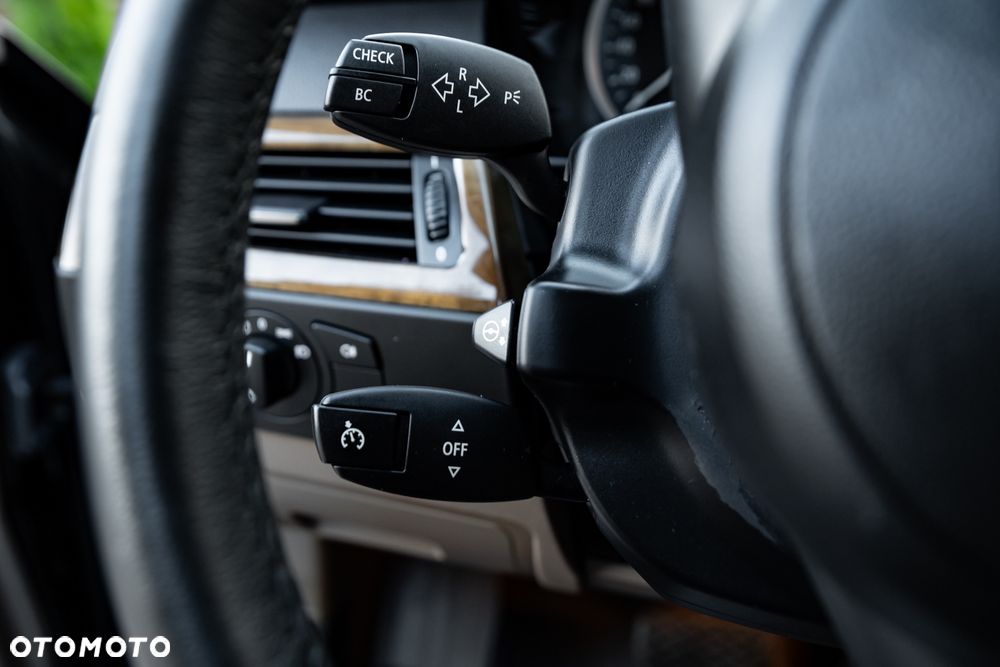 BMW Seria 5 530i - 29