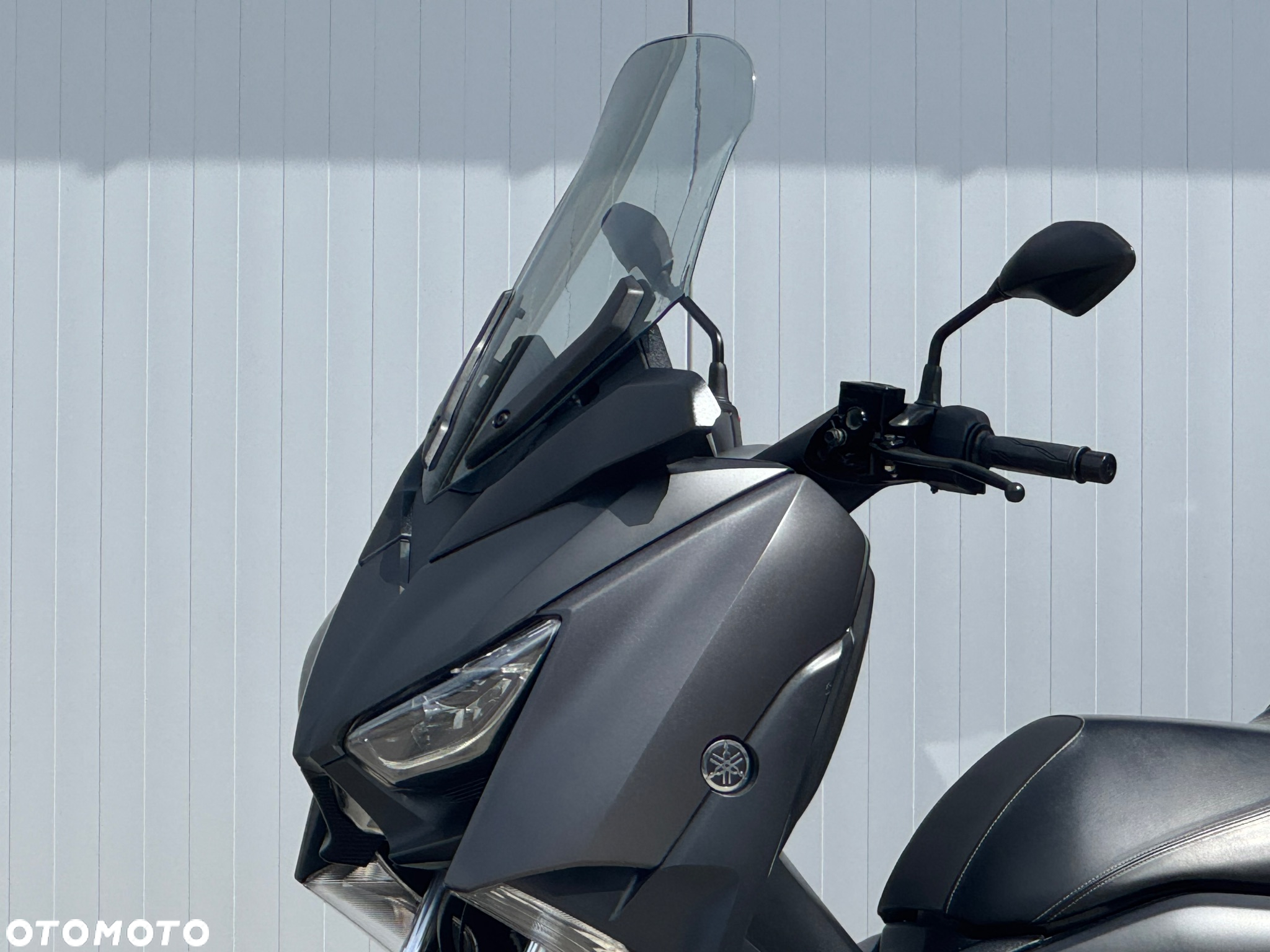 Yamaha X-max - 19