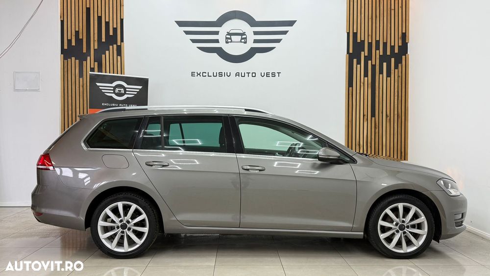 Volkswagen Golf - 11