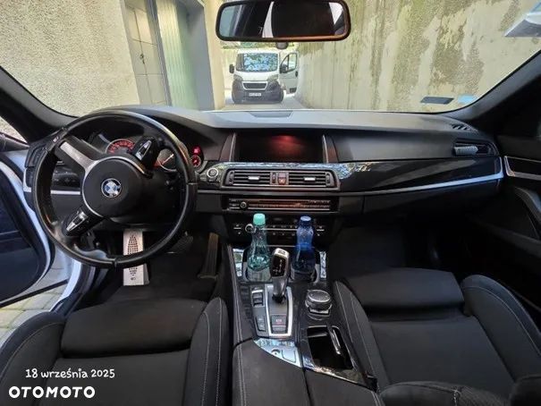 BMW Seria 5 520d xDrive Luxury Line - 11