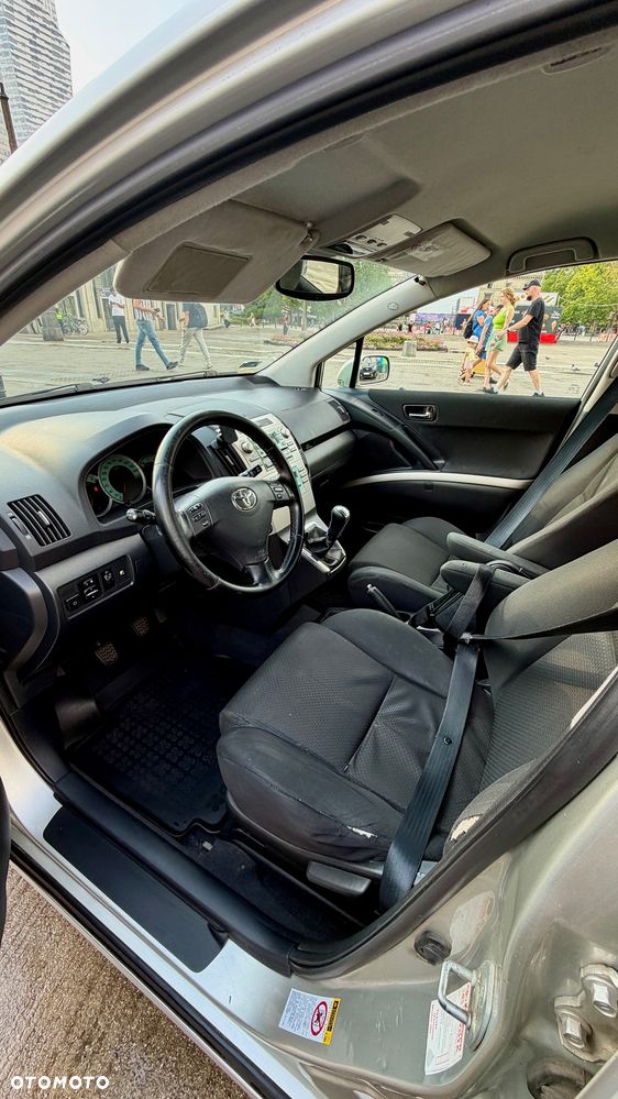 Toyota Corolla Verso 1.6 - 12