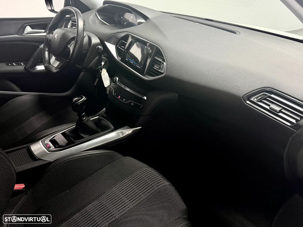 Peugeot 308 BlueHDi FAP 130 Stop & Start Active Pack - 14