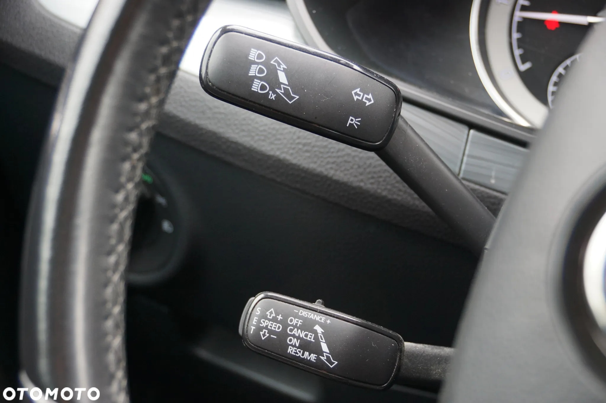 Skoda Superb 2.0 TDI Ambition DSG - 19