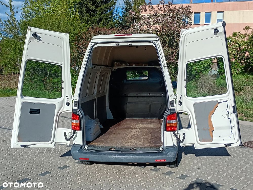 Volkswagen TRANSPORTER T5 XI.2009r. MAX WYSOKI 1,9 TDI 102KM KLIMATYZACJA NOWE SPRZĘGŁO I ROZRZĄD PRZEGLĄD NA ROK ZERO RDZY 3 OSOBOWY STAN TECHNICZNY WZOROWY ŁADOWNOŚĆ 1385 KG BEZWYPADKOWY VAT1 ELEKTR. SZYBY I LUSTERKA - 21