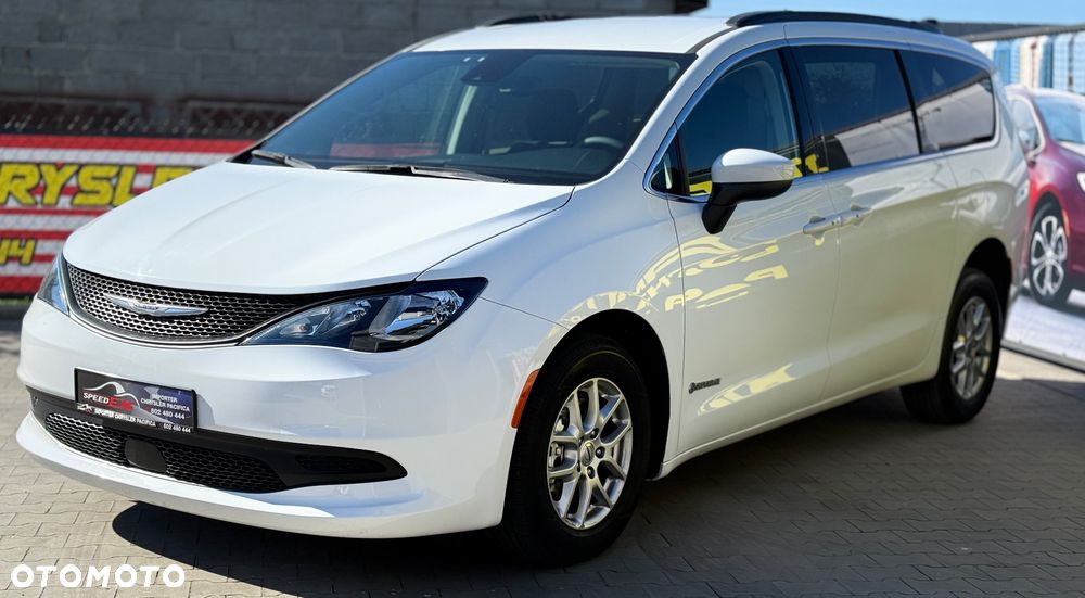 Chrysler Pacifica - 6