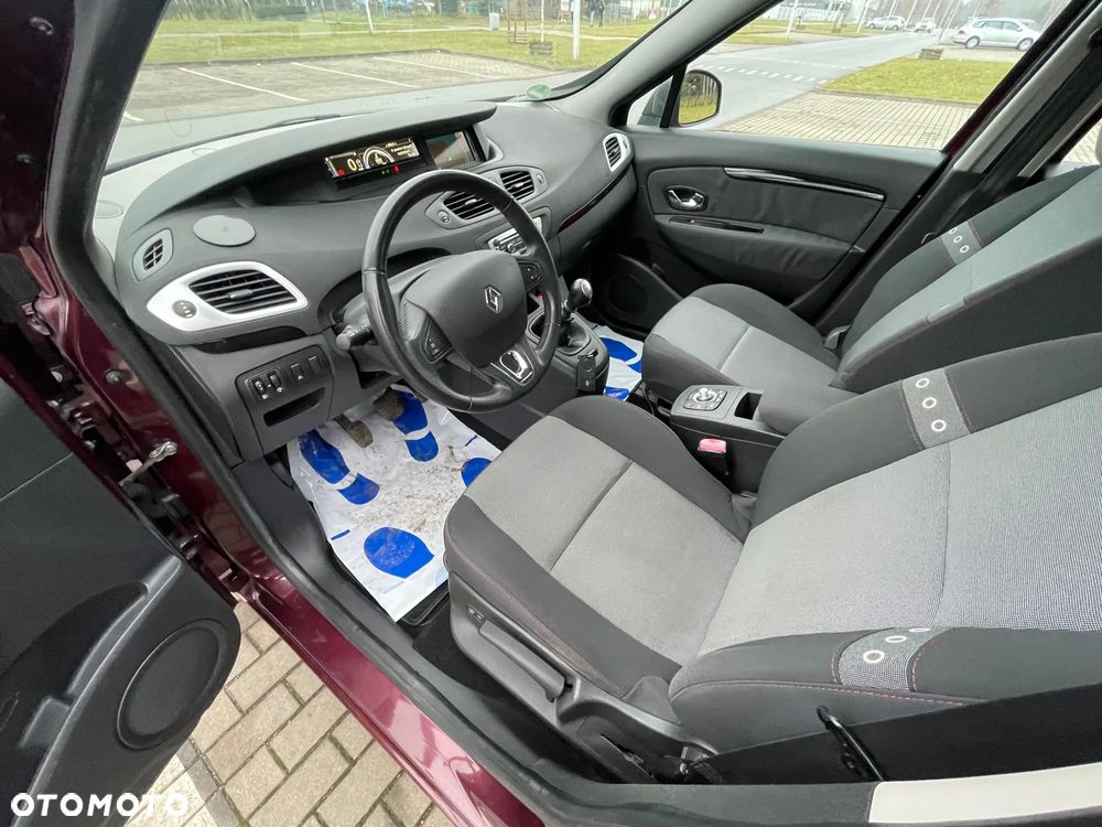 Renault Scenic Energy dCi 110 S&S Paris - 9