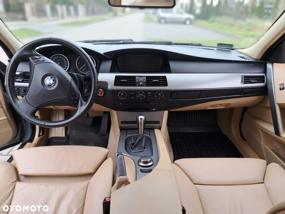 BMW Seria 5 520d - 10