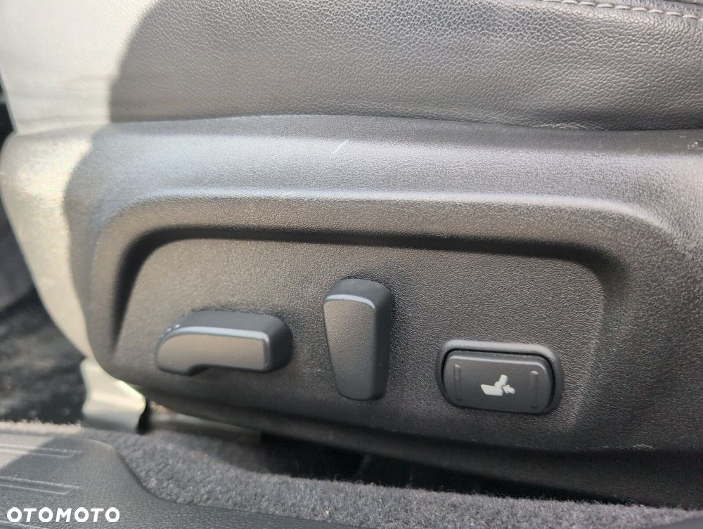 Subaru Outback 2.5i Exclusive (EyeSight) Lineartronic - 22
