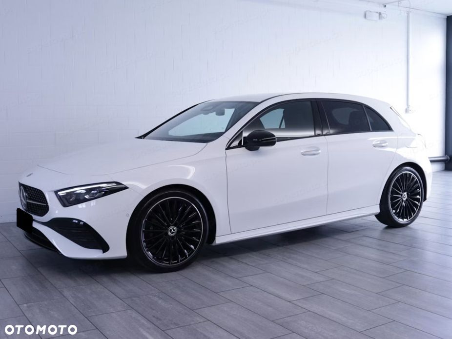 Mercedes-Benz Klasa A 200 AMG Line 7G-DCT - 3