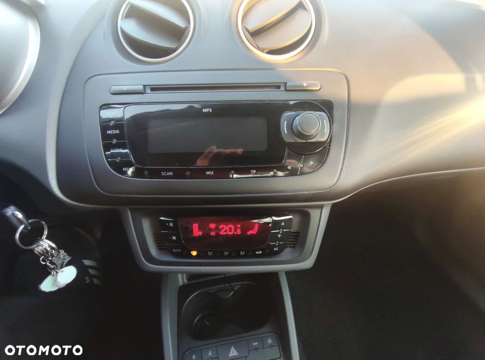 Seat Ibiza 1.6 16V Sport - 14