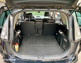 Mazda 5 - 4