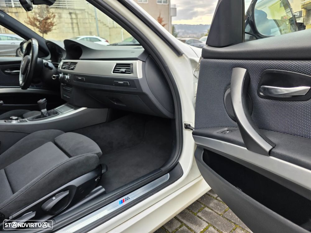 BMW 320 d Pack M - 20