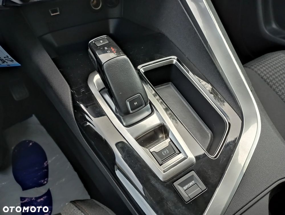 Peugeot 3008 PureTech 130 Stop & Start EAT6 Active - 28