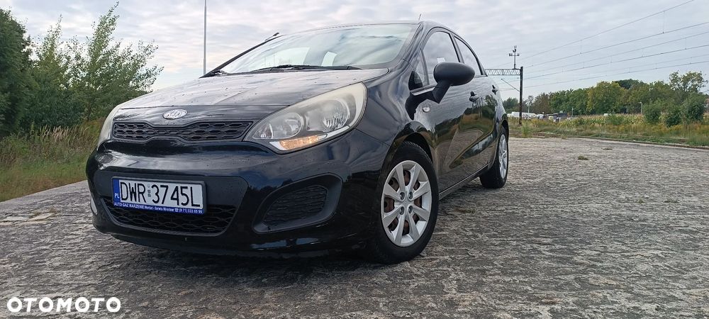 Kia Rio 1.2 Business Line - 19