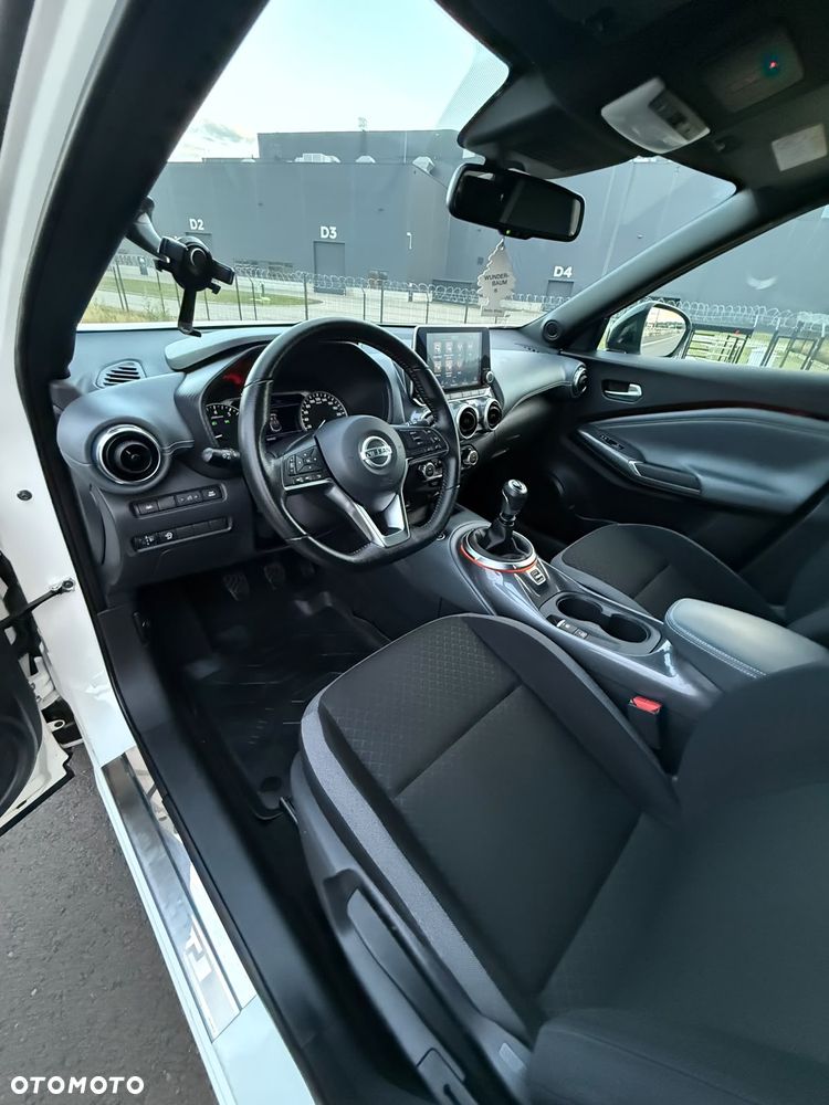 Nissan Juke 1.0 DIG-T N-Connecta - 35