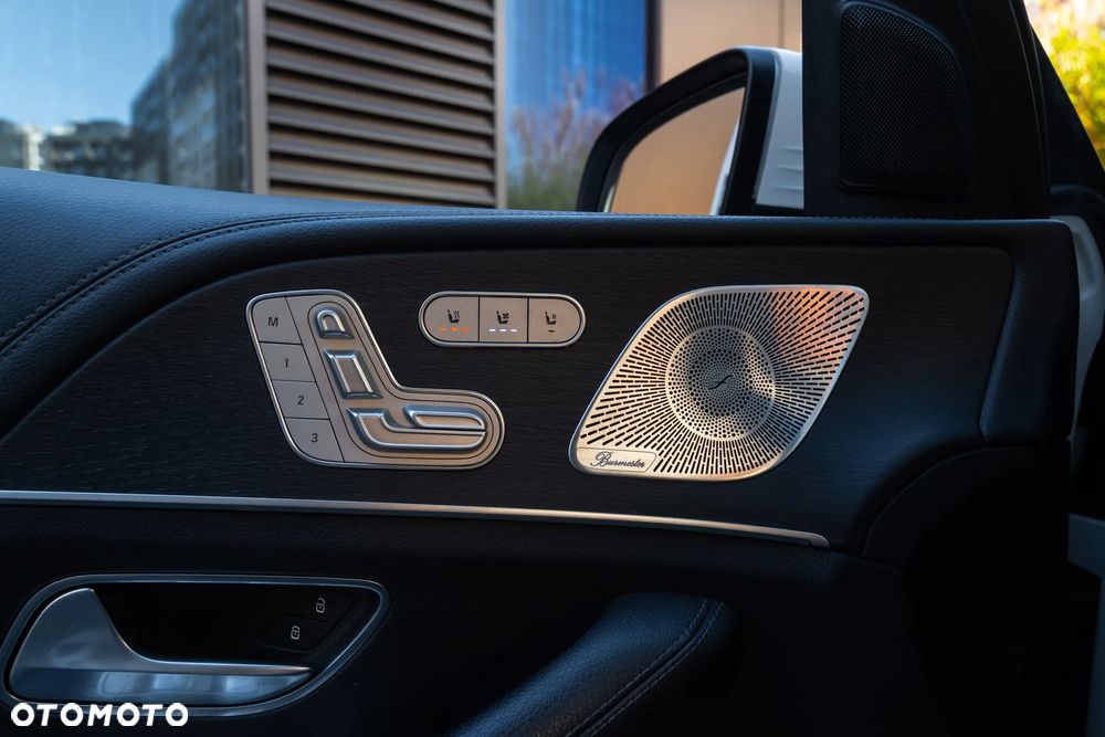 Mercedes-Benz GLS - 13