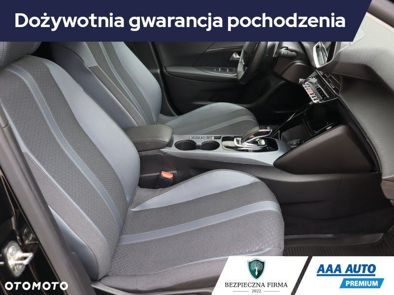 Peugeot 2008 - 10