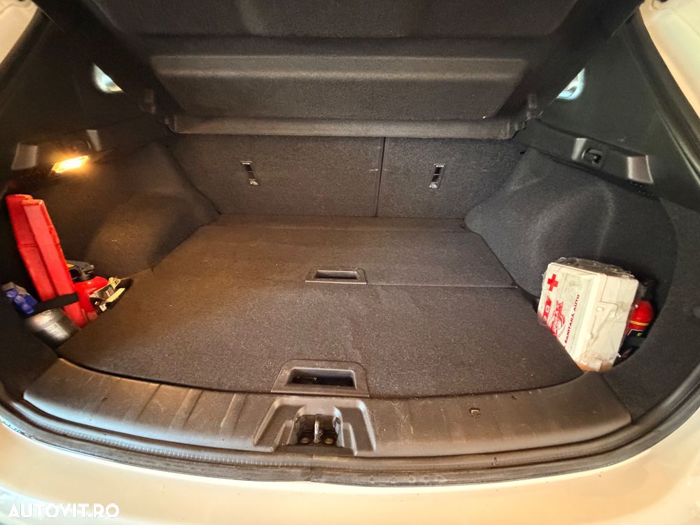 Nissan Qashqai 1.5 DCI Start/Stop N-Connecta - 11