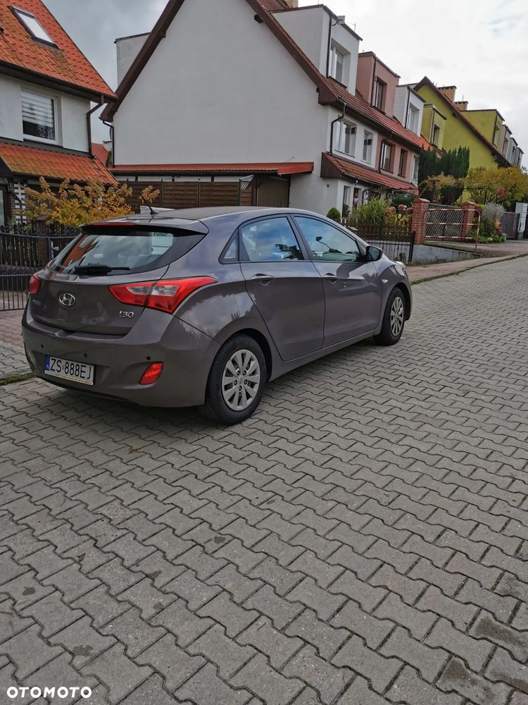 Hyundai i30 1.6 Classic + - 5