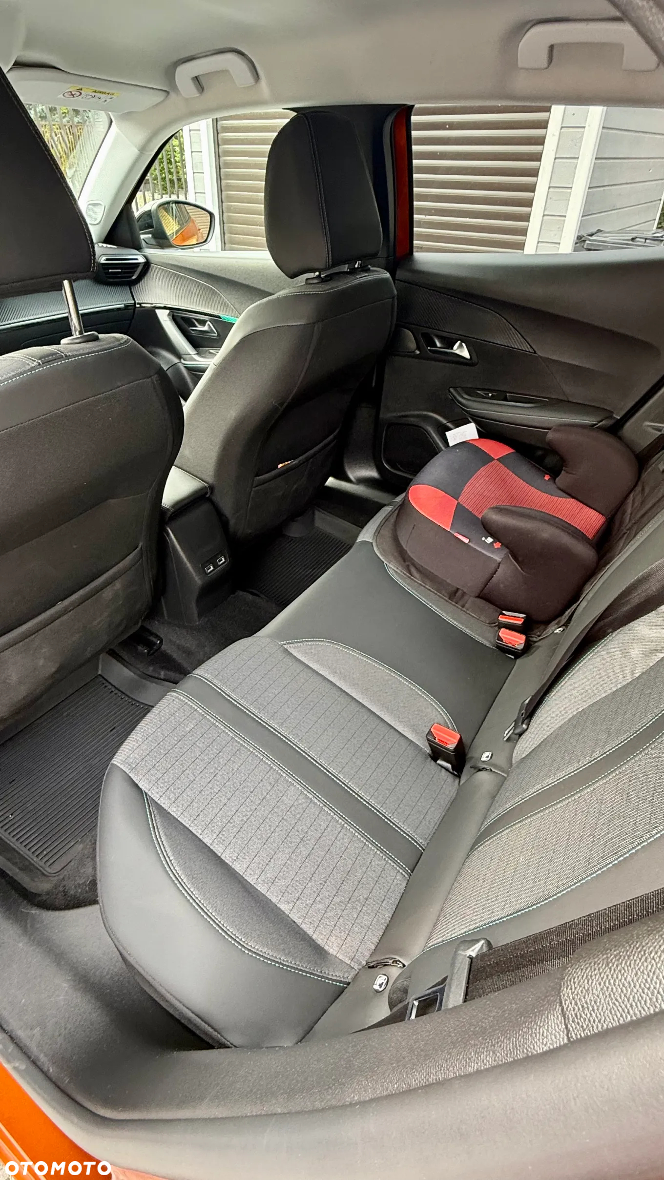 Peugeot 2008 e-2008 Allure Pack - 16
