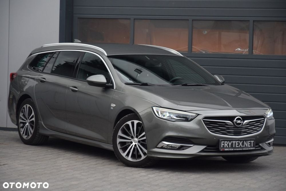 Opel Insignia - 1