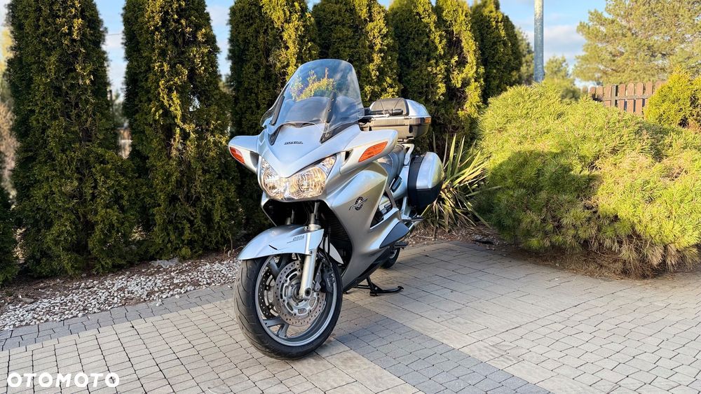 Honda ST - 5