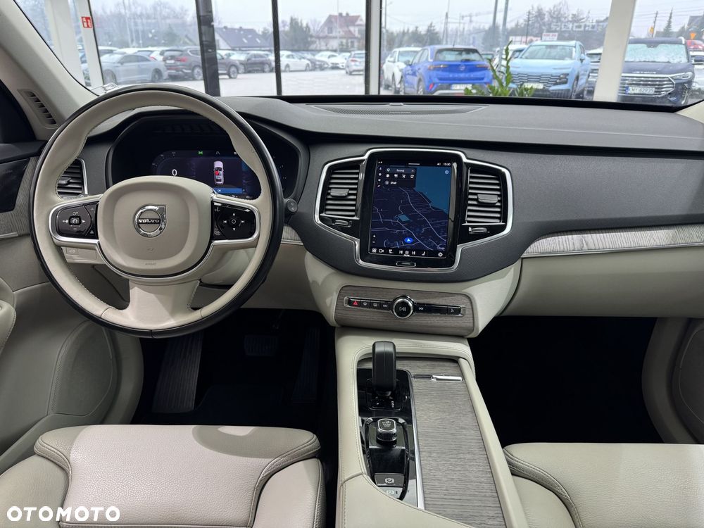 Volvo XC 90 - 15