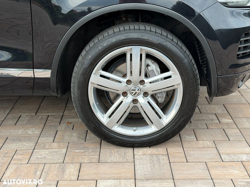 Volkswagen Touareg - 32