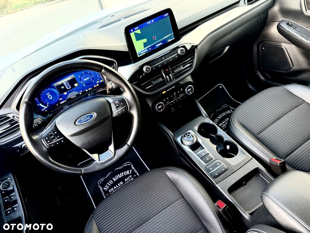 Ford Kuga 2.0 EcoBlue 4x4 TITANIUM - 29