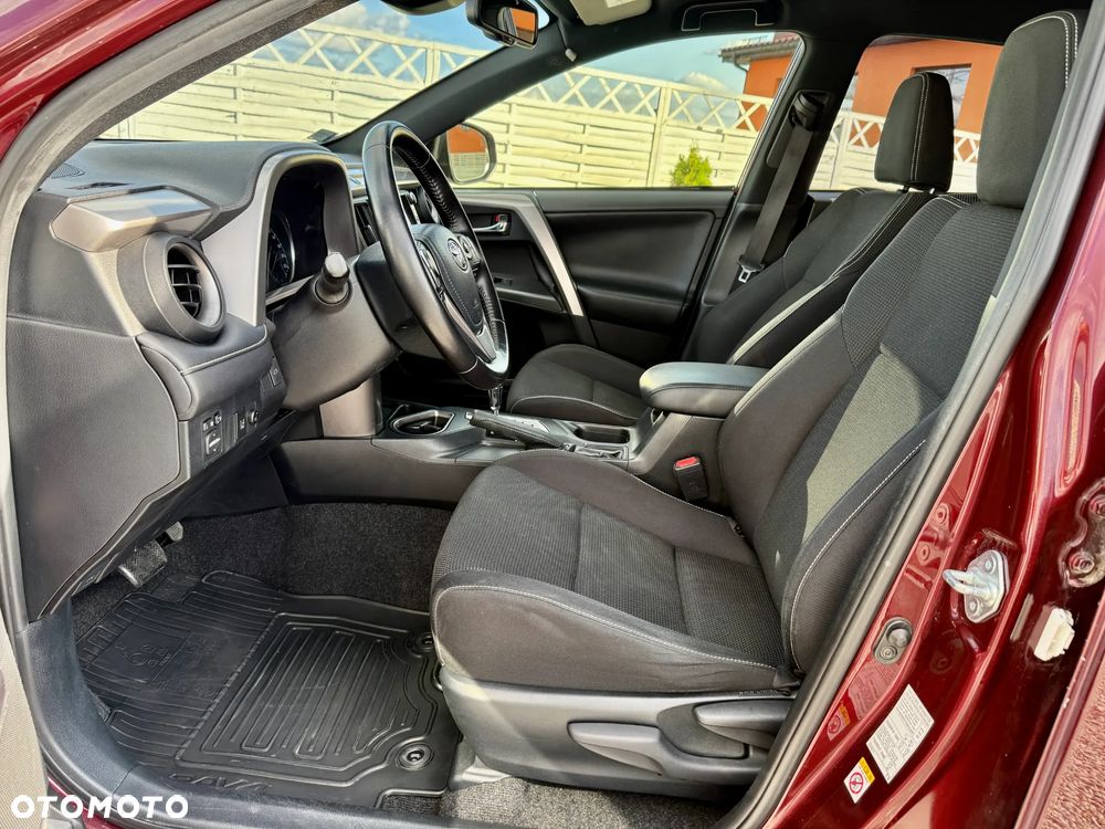 Toyota RAV4 Hybrid Premium 4x4 - 8