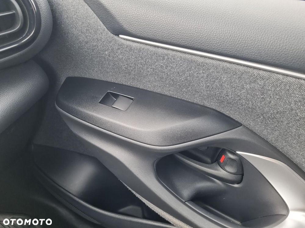 Toyota Yaris Hybrid 1.5 Comfort - 23