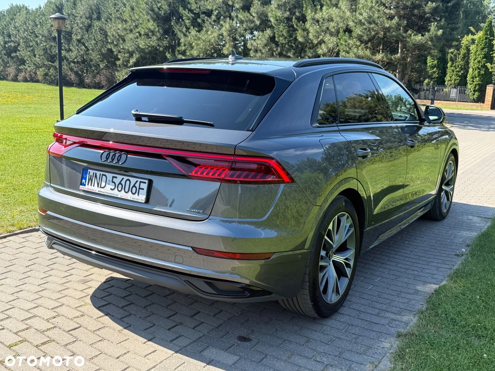 Audi Q8 55 TFSI mHEV Quattro Tiptronic - 5
