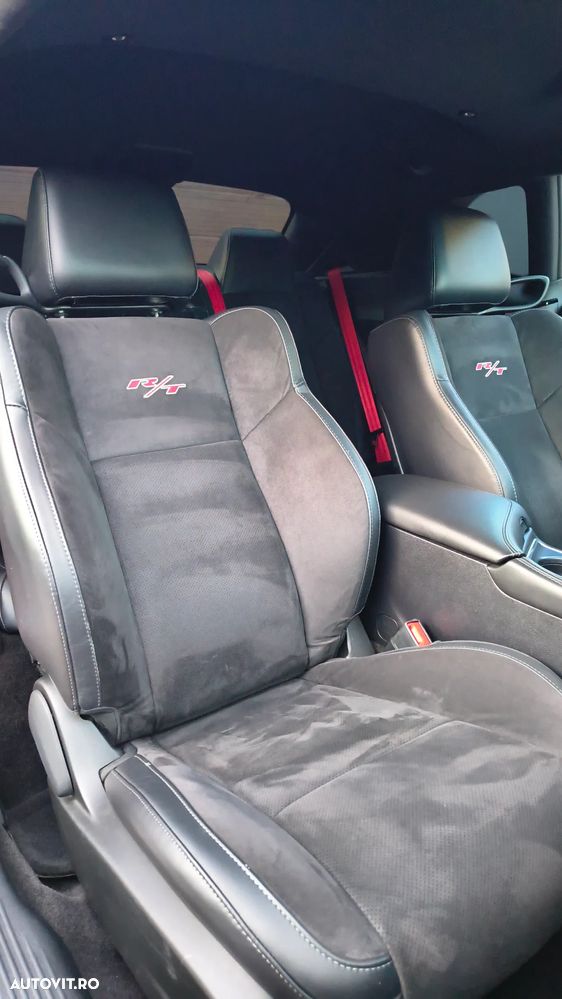 Dodge Challenger - 3