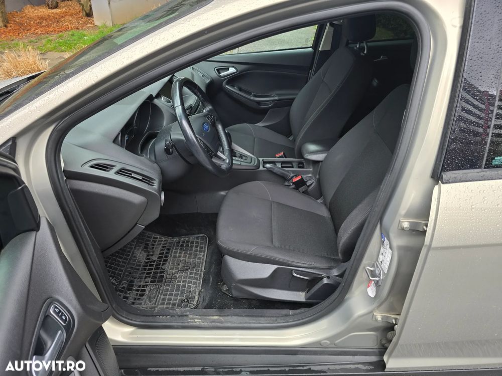 Ford Focus 1.5 TDCi DPF Start-Stopp-System Aut. Business - 19