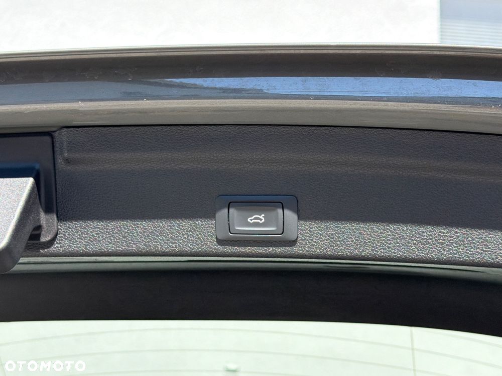 Audi Q3 Sportback 35 TDI S tronic S line - 9