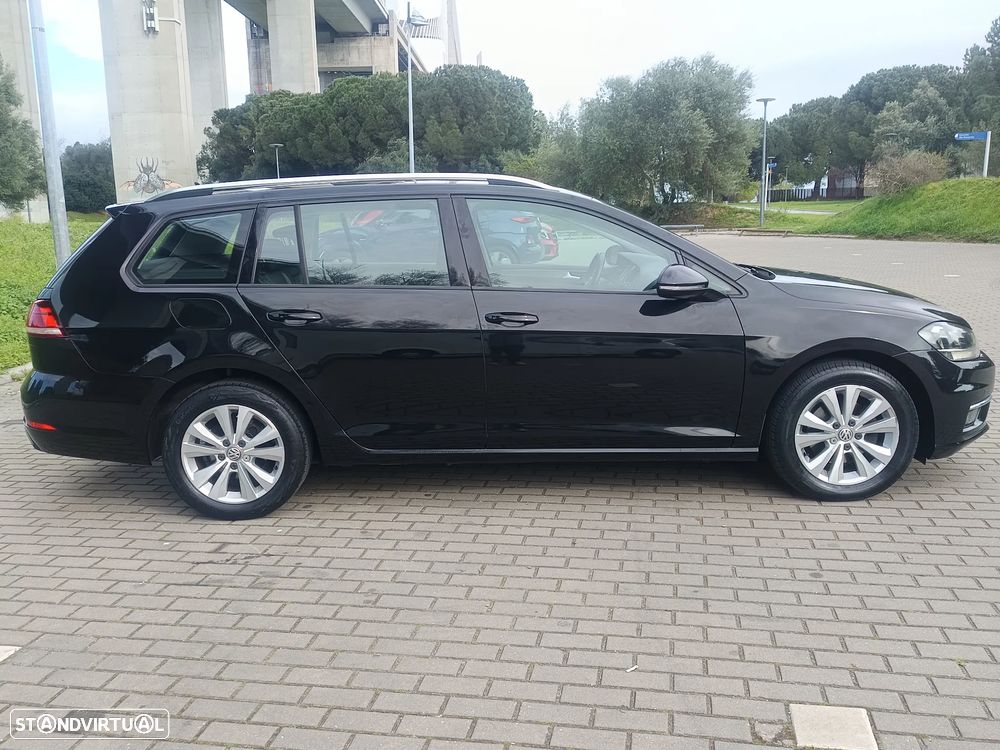 VW Golf Variant 1.6 TDi Highline - 19