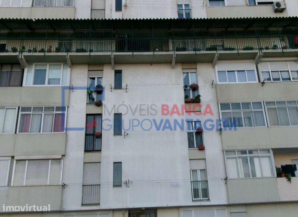 APARTAMENTO T3 A VENDA - Grande imagem: 3/27