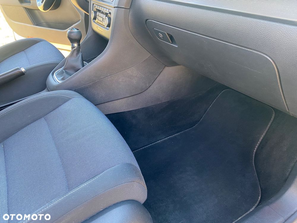 Volkswagen Golf 2.0 TDI Trendline - 6