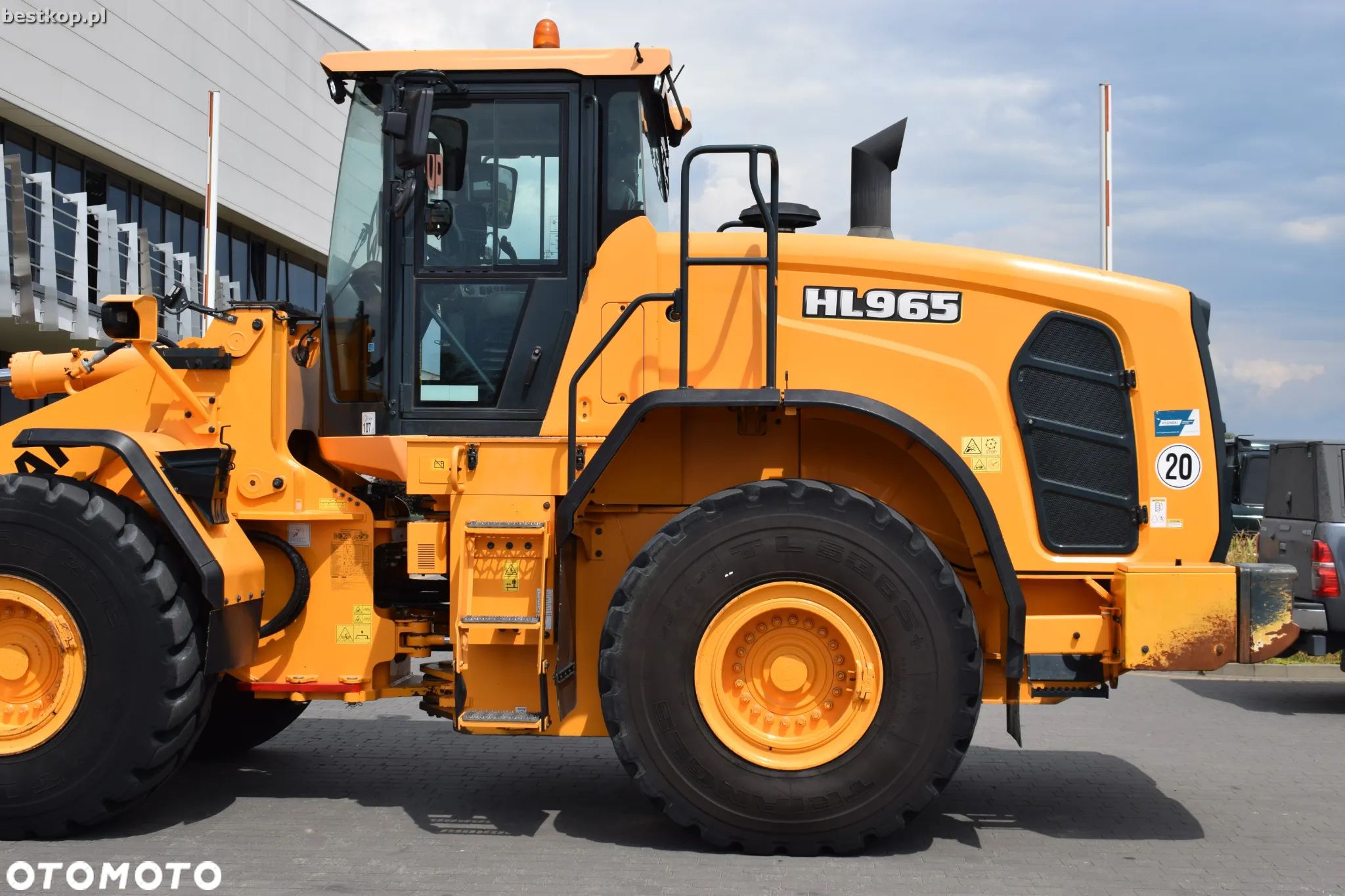 Hyundai HL965 - 9