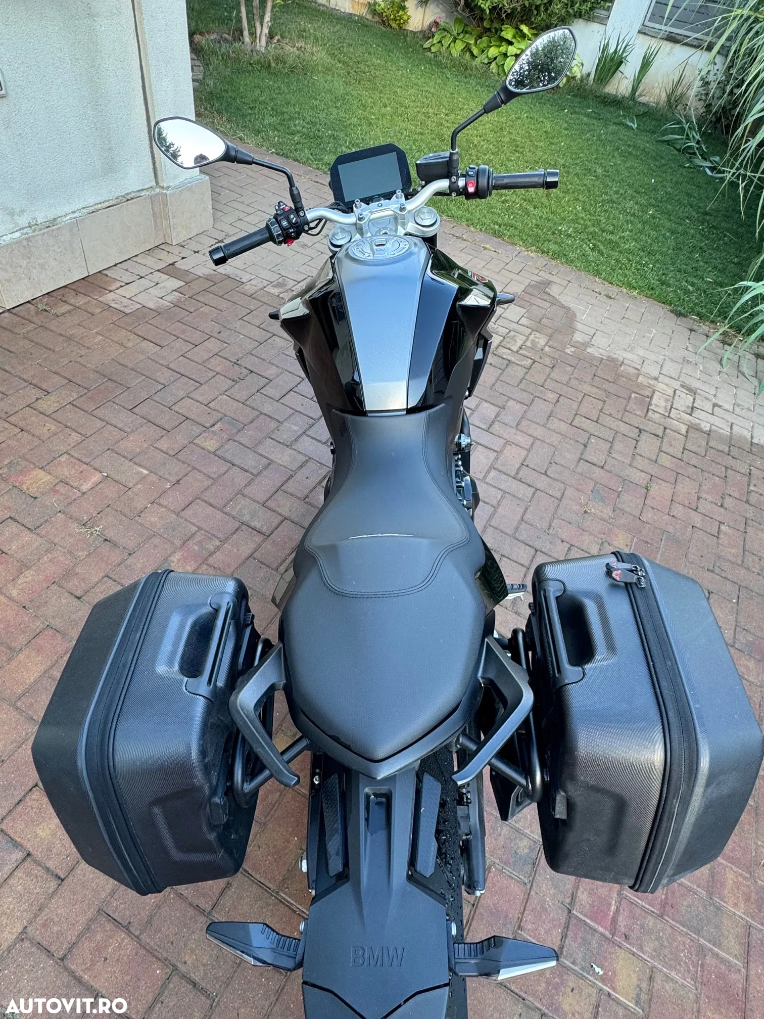 BMW F900R - 16