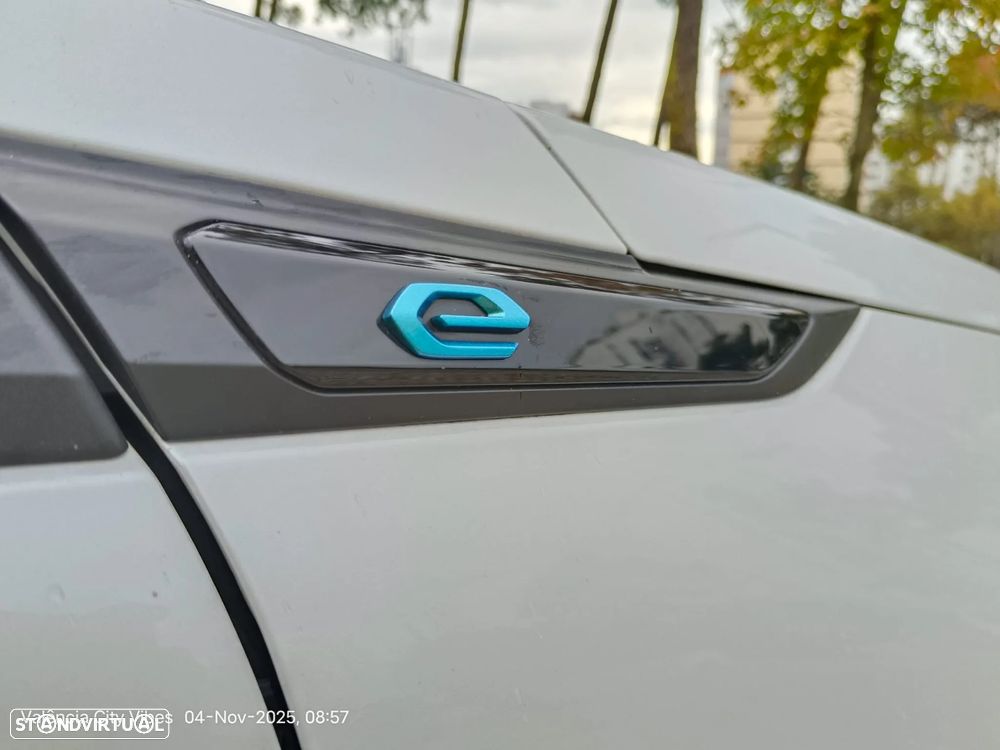 Peugeot e-2008 50 kWh Active Pack - 8