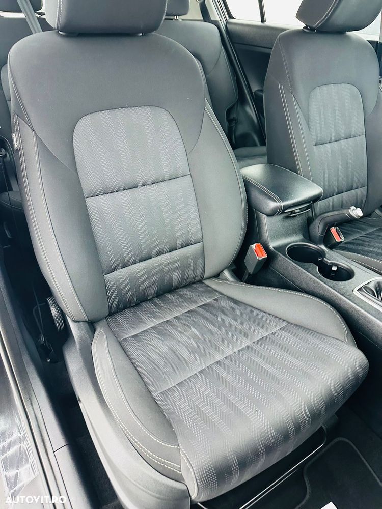 Kia Sportage 1.6 GDI 2WD VISION - 19